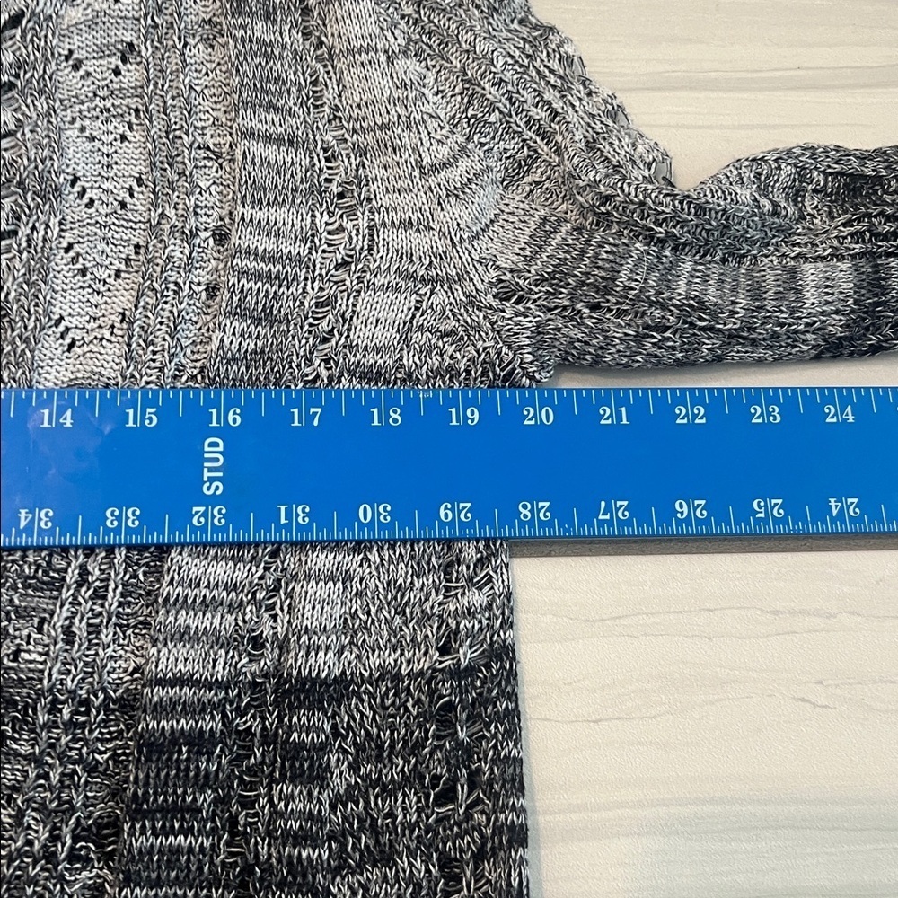 Maurices Ombré Striped Gray & Black Hooded Open Cardigan Sweater - Size M - Picture 9 of 10